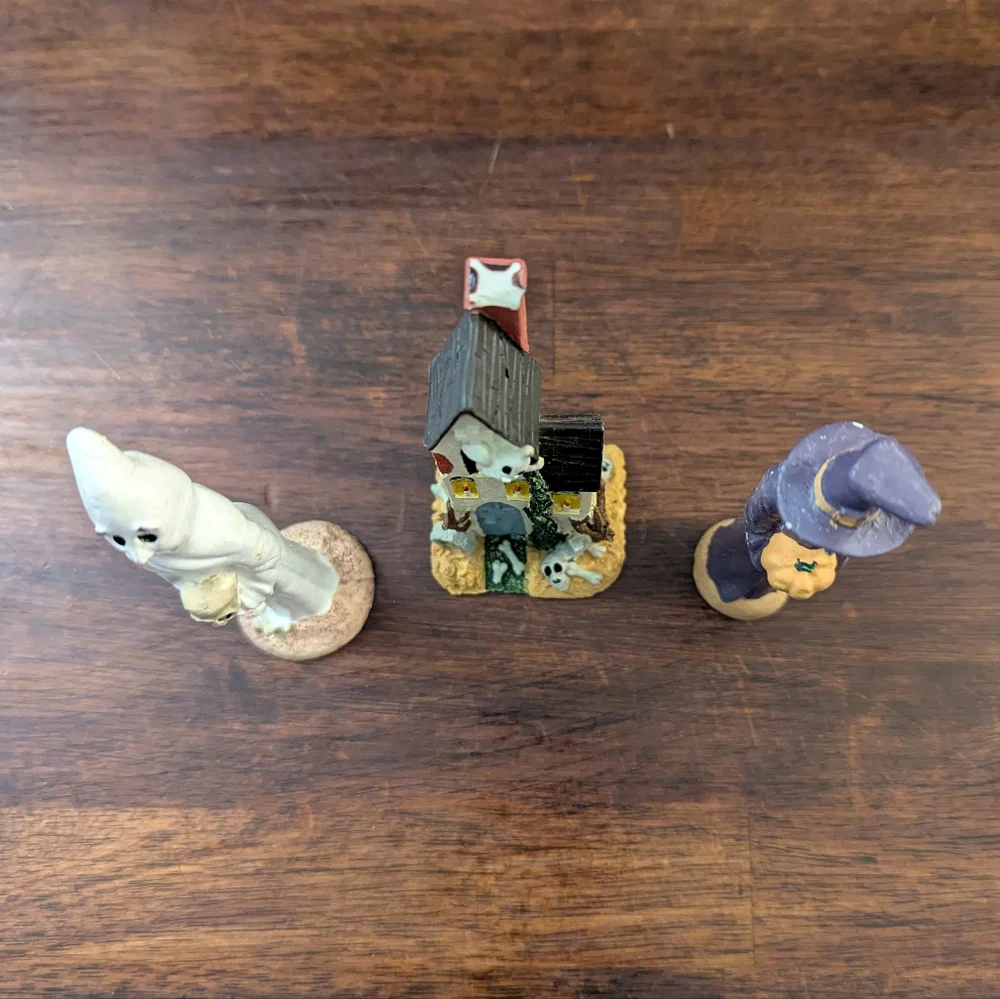 Halloween Figurine Set - Ghost, Haunted House, and Witch - Picture 9 of 9